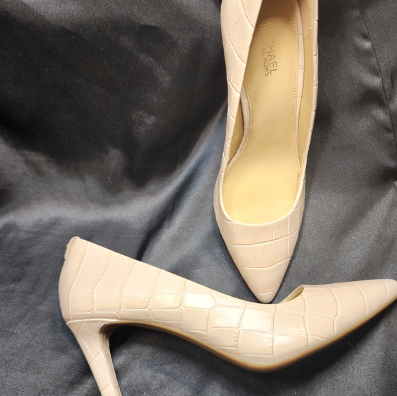 High heels - Picture 5 of 6